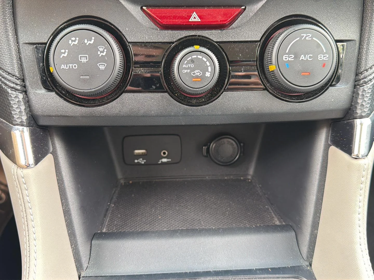 Used 2024 Cascade Green Silica Subaru  image 17