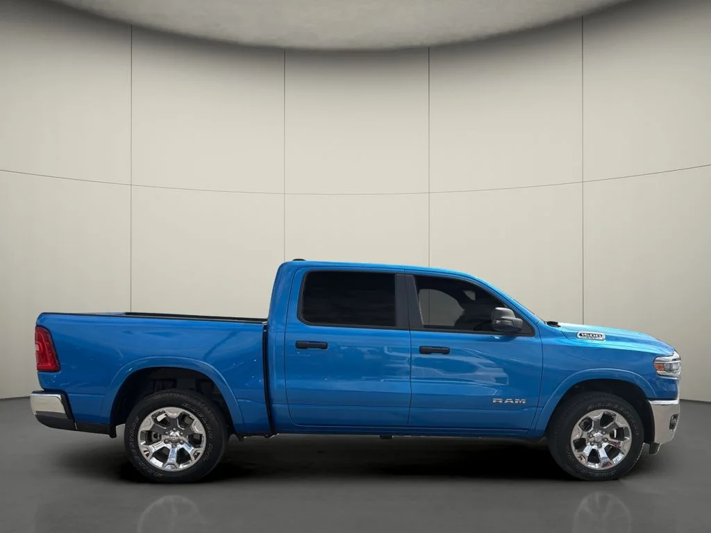 Used 2025 Blue Ram Big Horn/Lone Star image 6