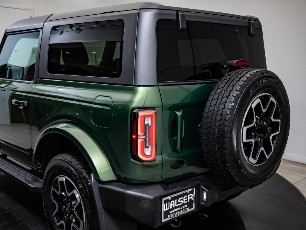 Used 2023 Eruption Green Metallic Ford Outer Banks image 18
