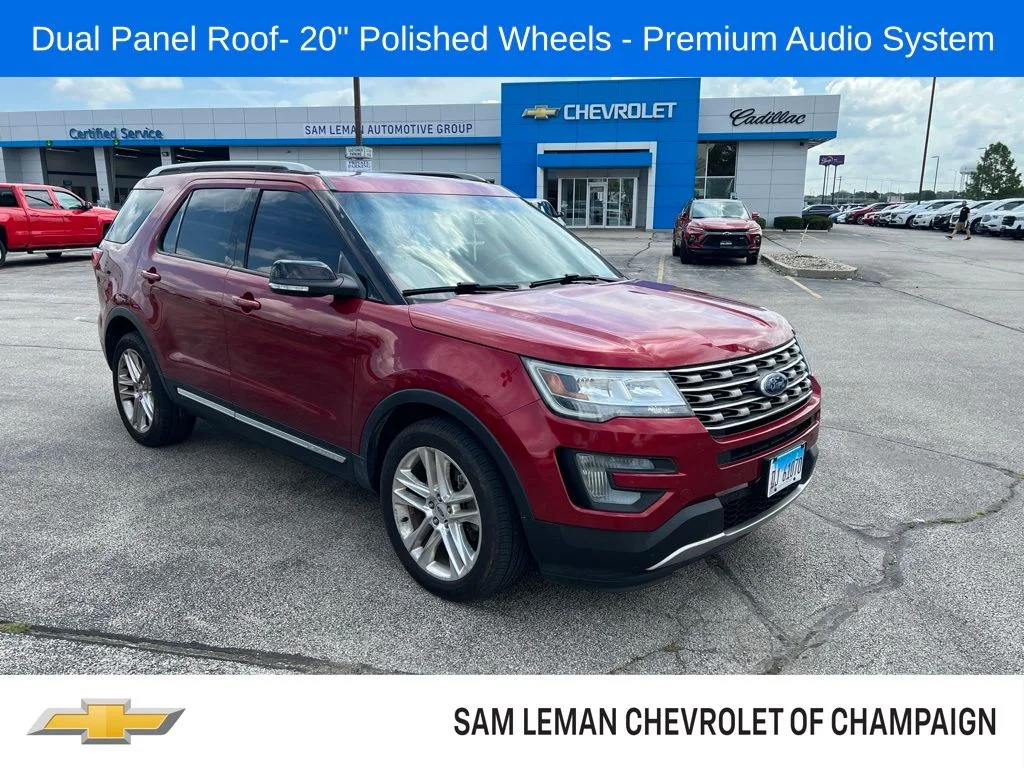 Used 2016 Red Ford XLT image 1
