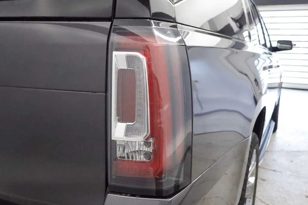 Used 2016 Silver GMC Denali image 16