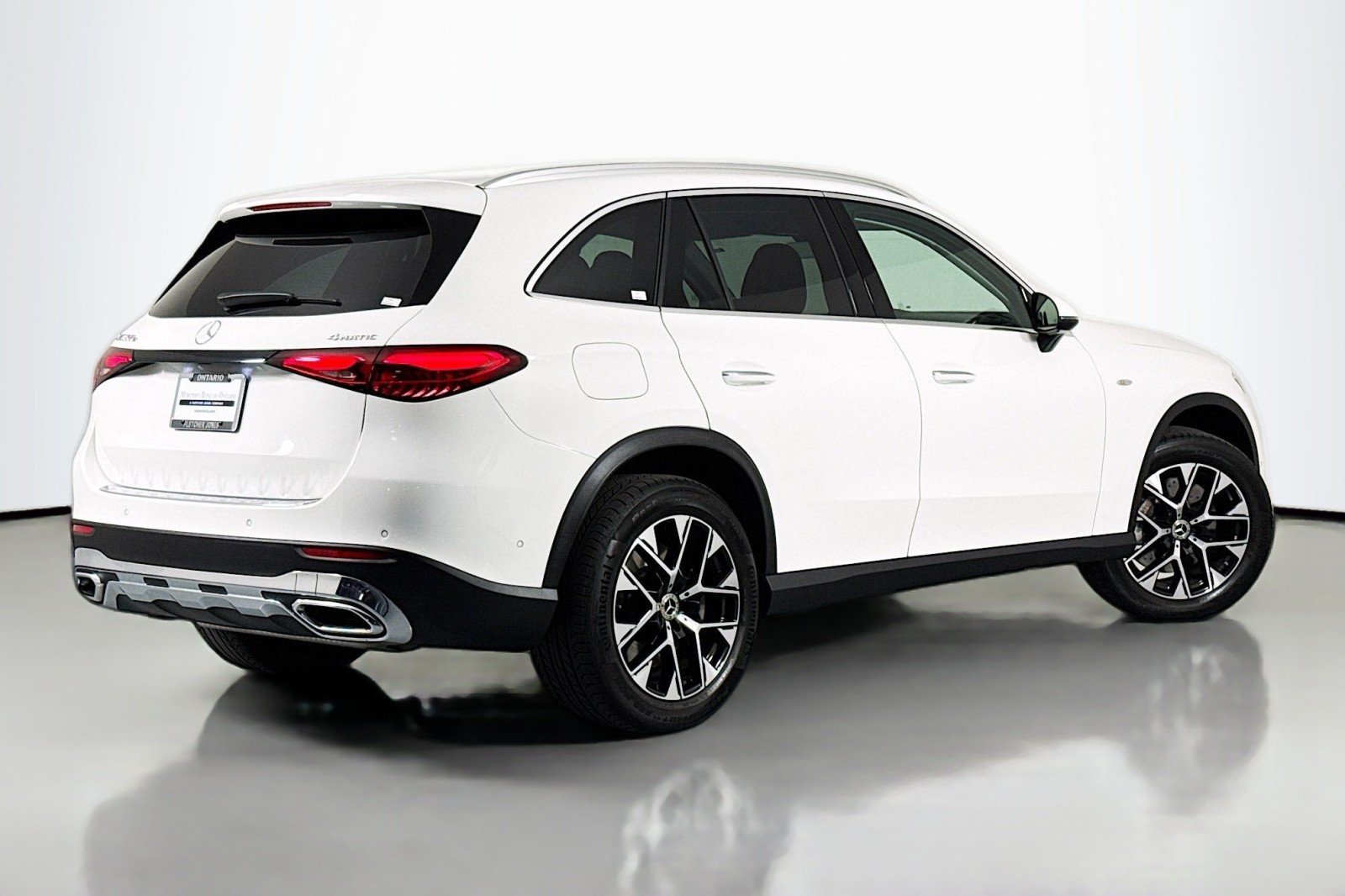 Certified Used 2025 Polar White Mercedes-Benz GLC 350e image 11