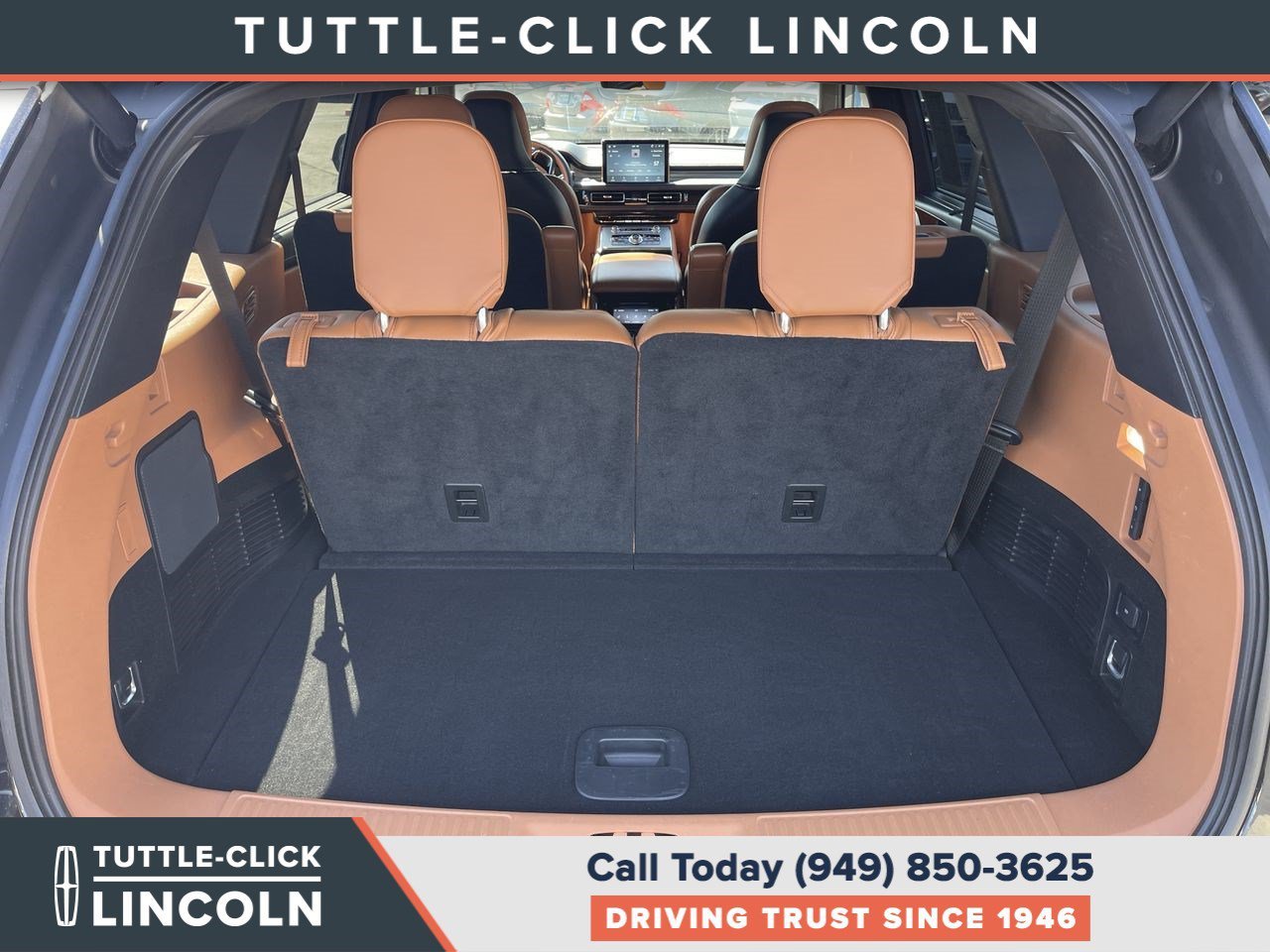 Certified Used 2022 Black Lincoln Black Label Grand Touring image 31