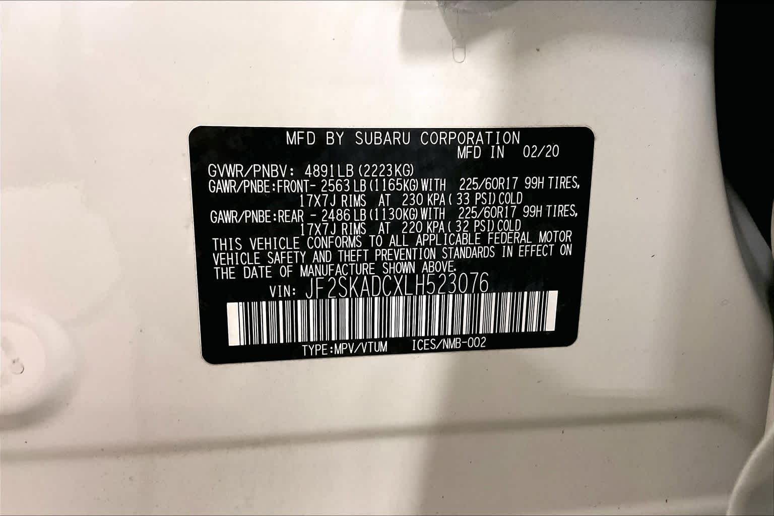 Used 2020 Crystal White Pearl Subaru  image 36