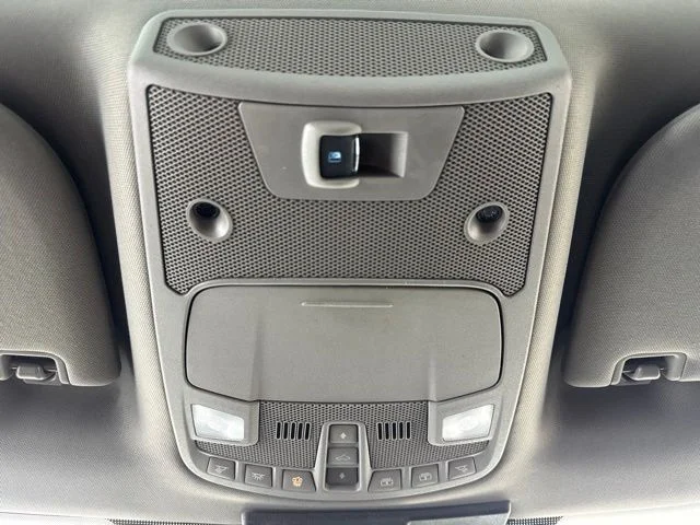 Used 2018 White Ford Lariat image 14