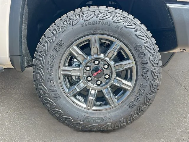 2026 GMC Sierra 1500 AT4X - Photo 19