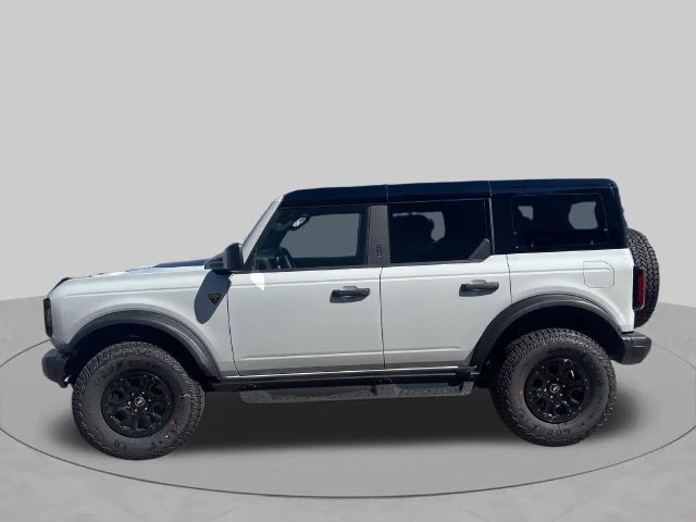 New 2026 Avalanche Gray Ford Badlands® image 2