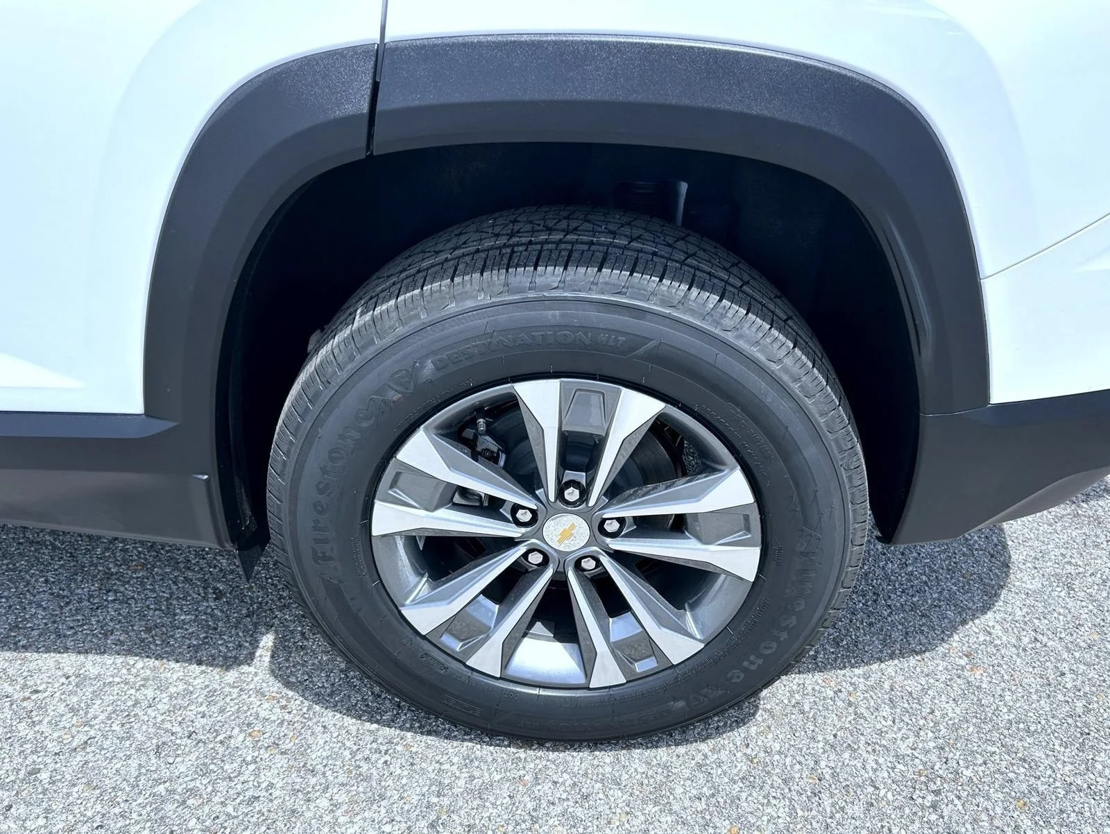 2026 Chevrolet Equinox LT - Photo 24