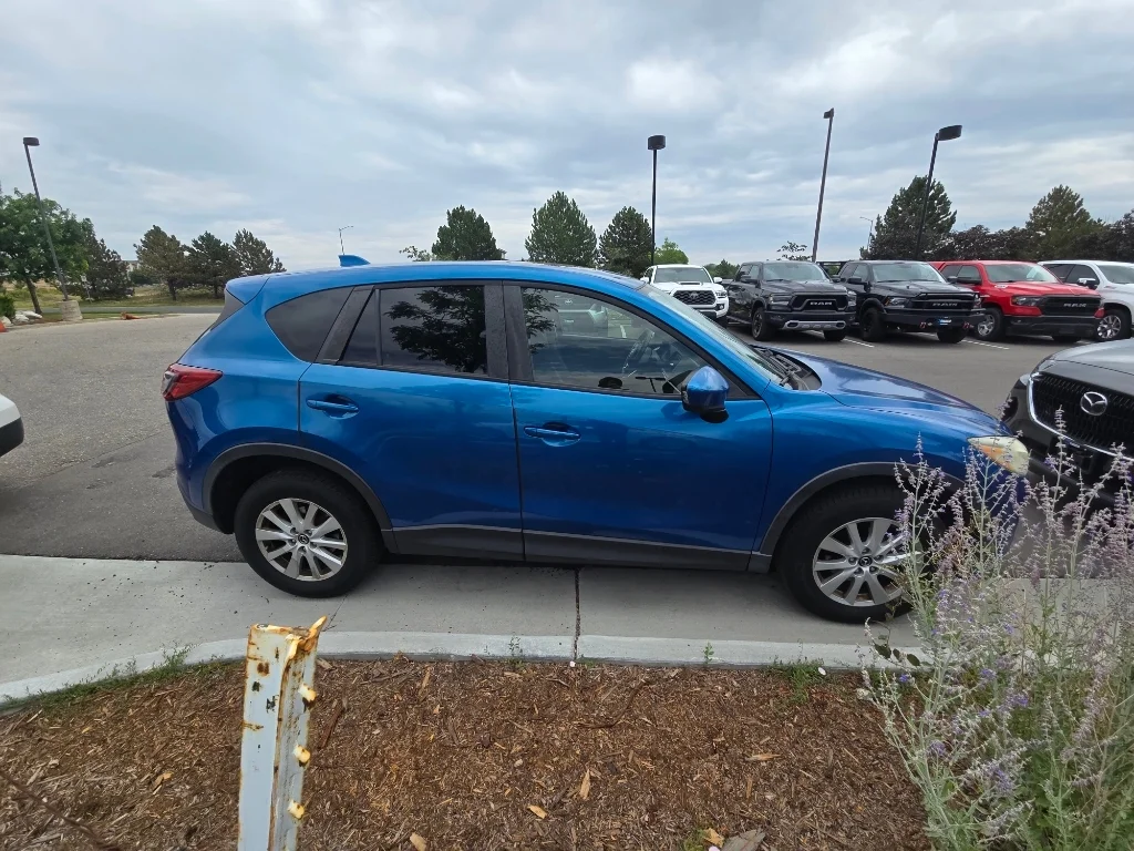 Used 2013  Mazda Touring image 6