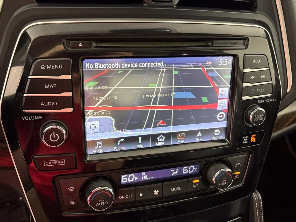 Used 2016 Gray Nissan Platinum image 35