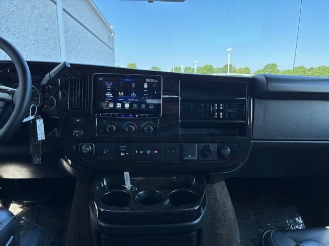 Used 2025 Special Exterior Color GMC Explorer Limited SE image 24