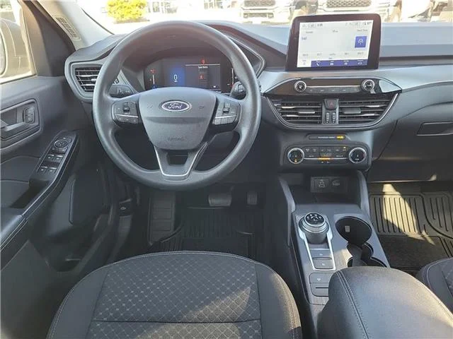 Used 2025 Oxford White Ford Active Front-Wheel Drive image 10