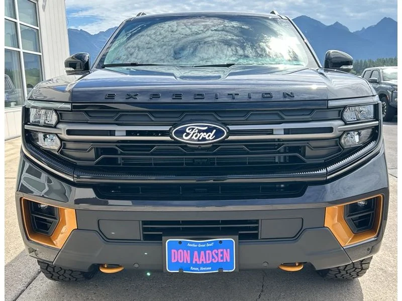 New 2027 Dark Matter Gray Metallic Ford Tremor® image 2