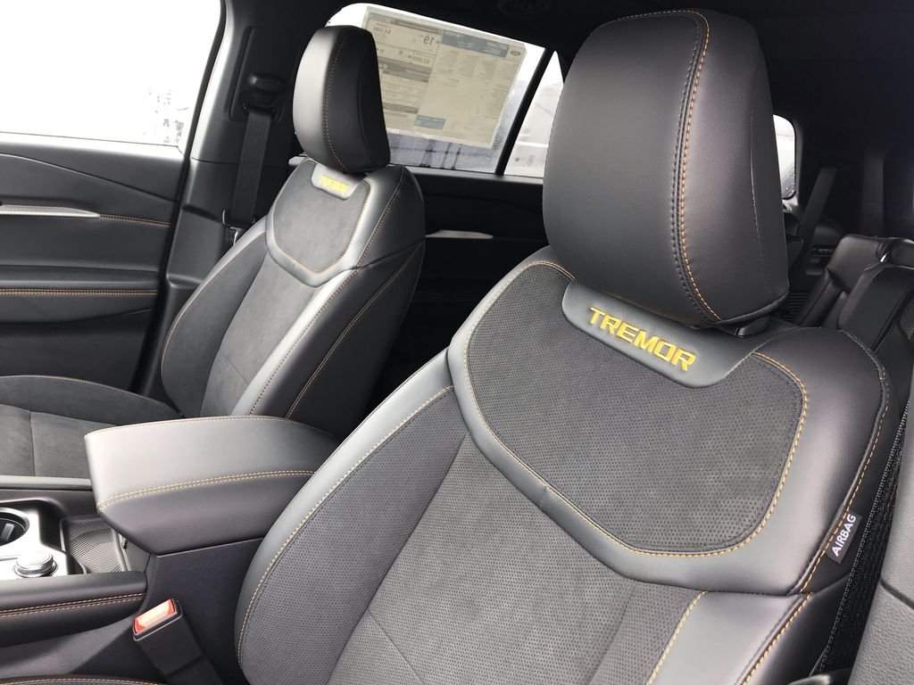 New 2026 Space White Metallic Ford Tremor® image 11