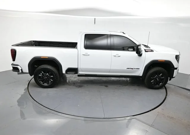 Used 2026 Summit White GMC AT4 image 39