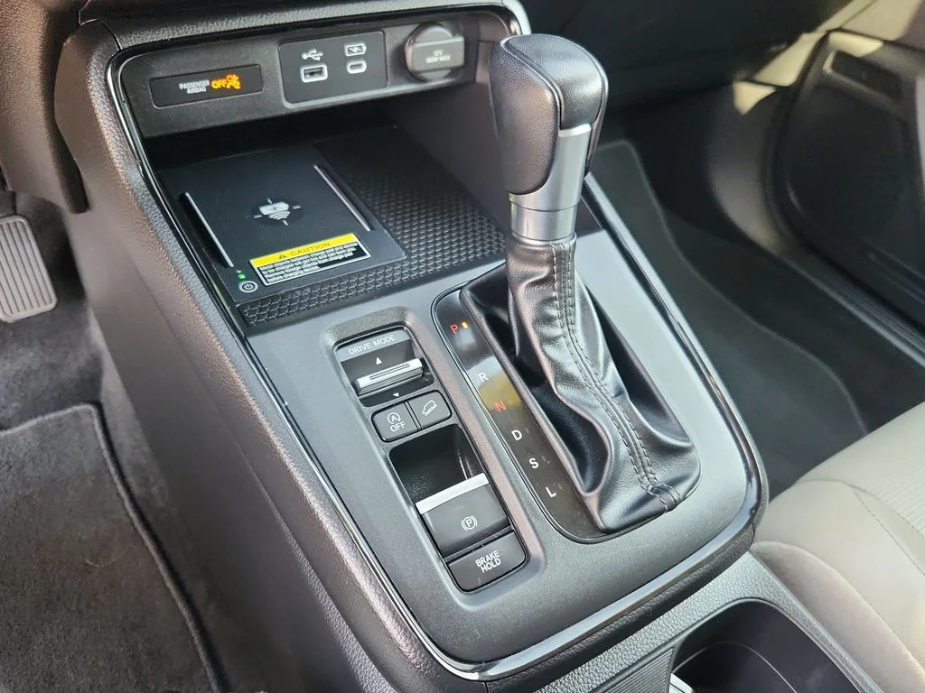 Used 2024 Gray Honda EX-L image 23