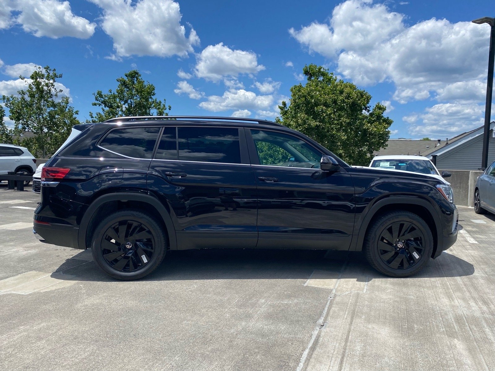 New 2026 Black Volkswagen 2.0T SE w/Technology image 2