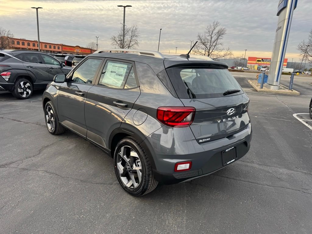 New 2026 Gray Hyundai SEL image 5