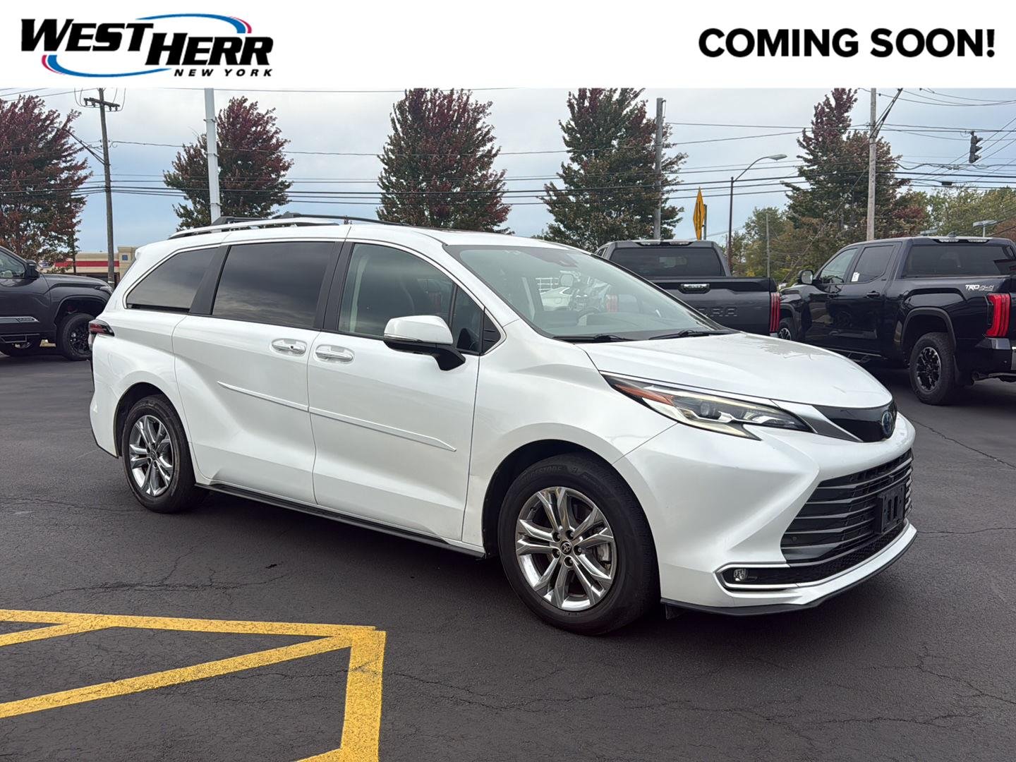 Used 2022 Windchill Pearl Toyota Platinum 7-Passenger image 1