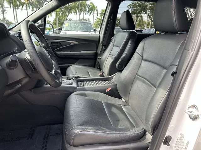 2023 Honda Passport EX-L - Photo 11