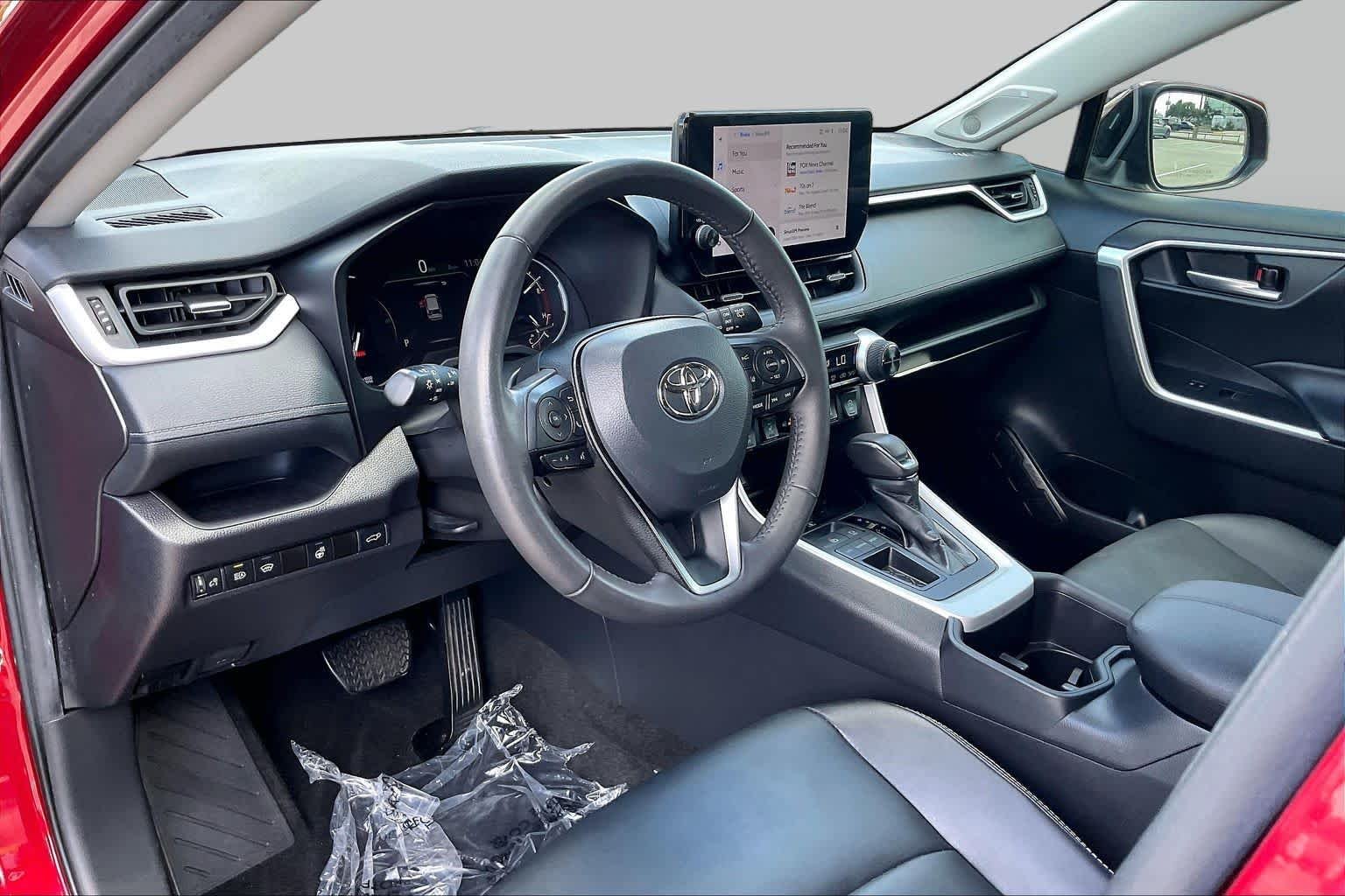 Used 2024 Ruby Flare Pearl Toyota XLE Premium image 18