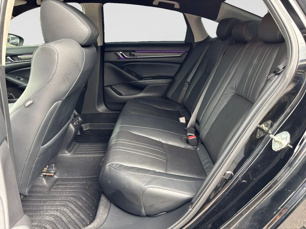 Used 2018 Black Honda Touring 2.0T image 43