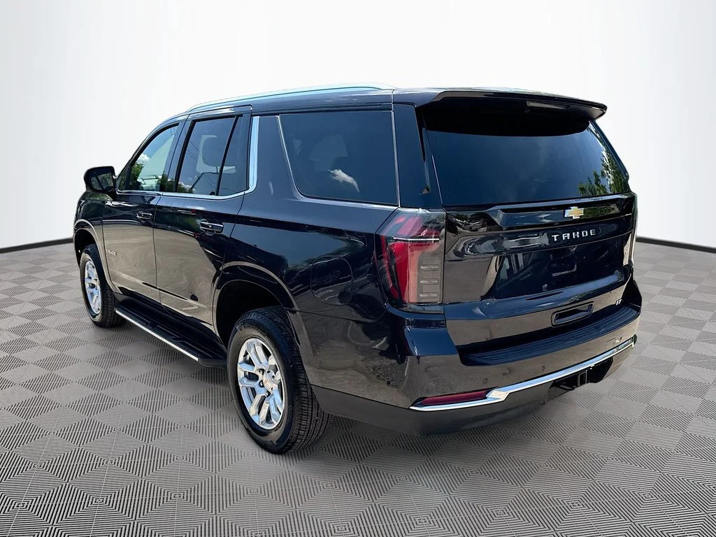 Used 2025 Gray Chevrolet LT image 8