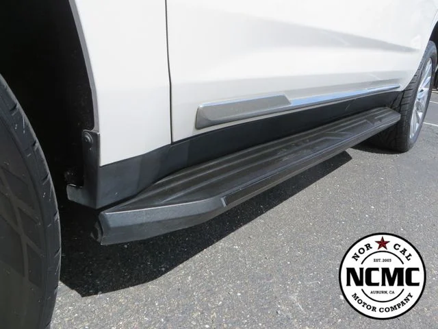 Used 2023 White Cadillac Premium Luxury image 10