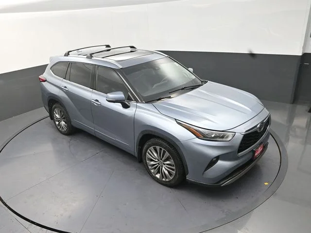 Used 2021 Blue Toyota Platinum image 23