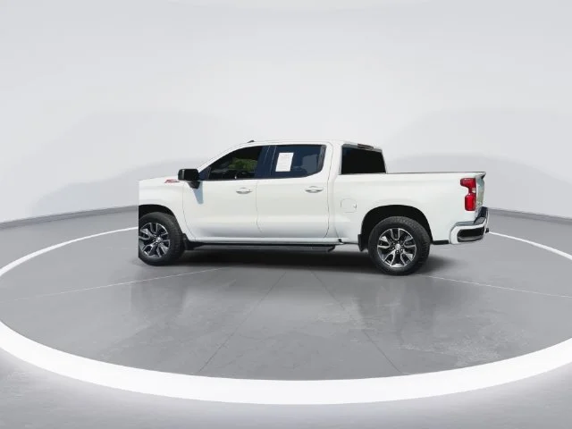 Certified Used 2023 SUMMIT WHITE Chevrolet RST image 7