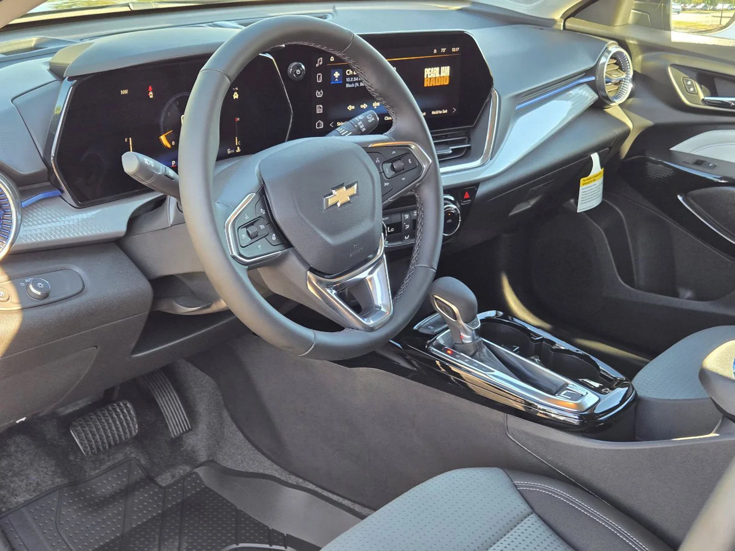 New 2026 Mosaic Black Metallic Chevrolet LT image 12