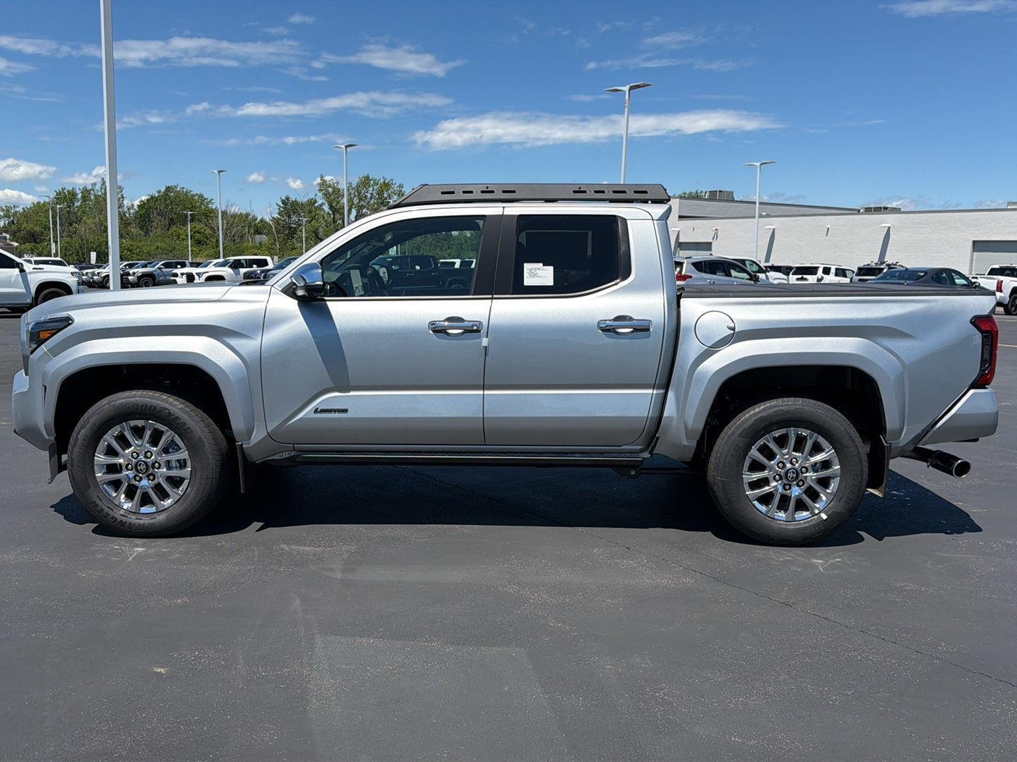 2026 Toyota Tacoma Limited - Photo 11