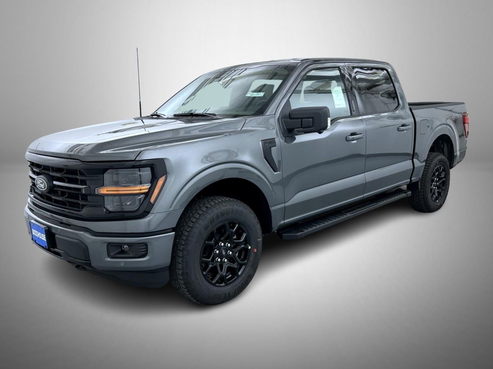 New 2026 Carbonized Gray Metallic Ford XLT image 1