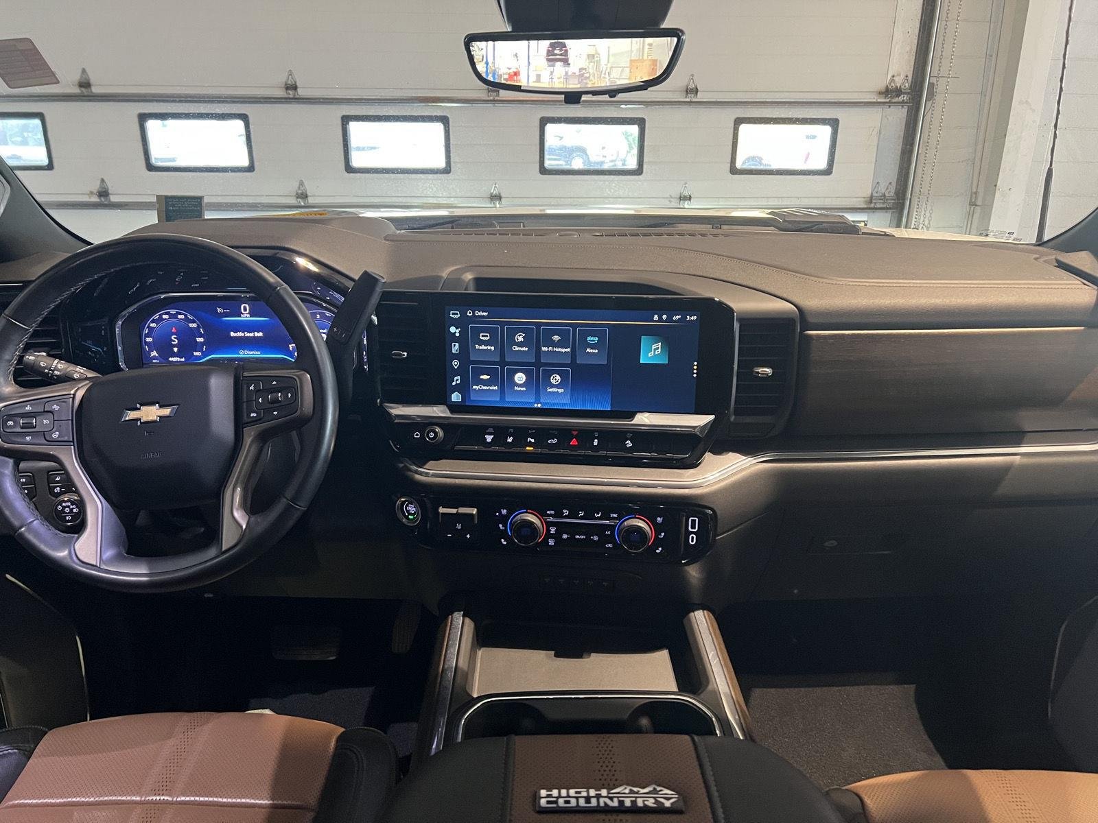 Used 2024 Iridescent Pearl Tricoat Chevrolet High Country image 16