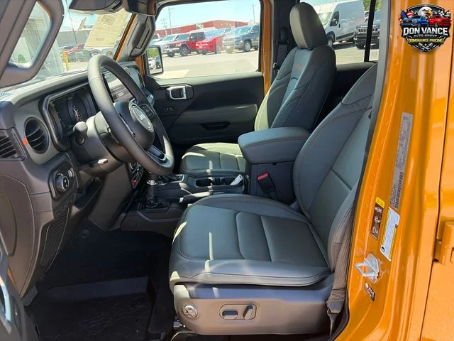 New 2026 Gold Jeep Mojave X image 9