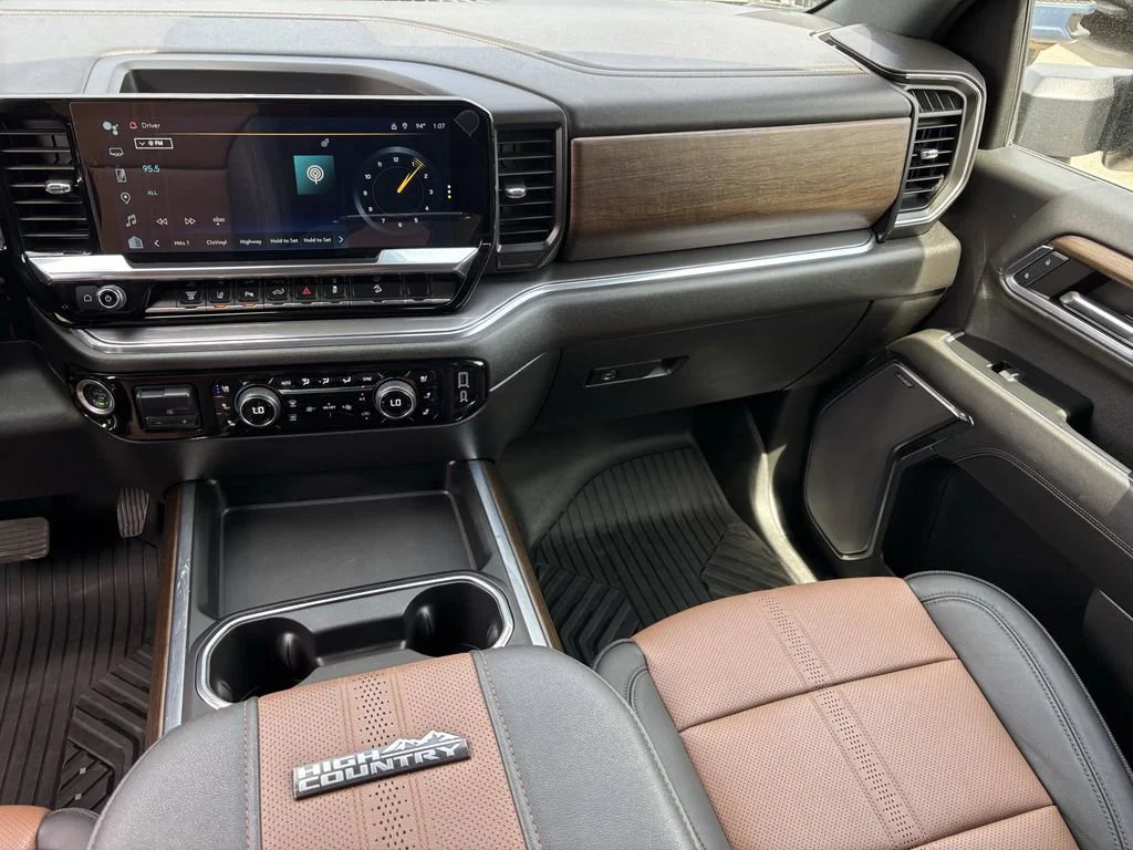 2024 Chevrolet Silverado 2500HD High Country - Photo 34