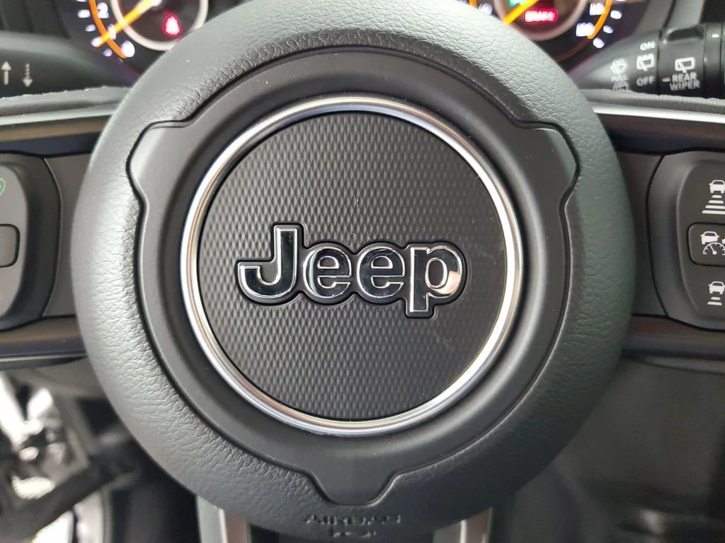 Used 2026 Gray Jeep Sport S image 21