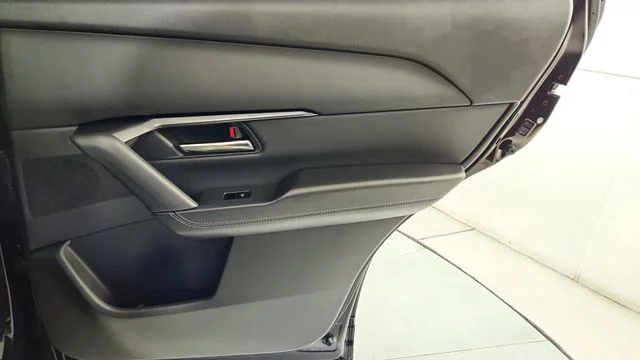 New 2026 Jet Black Mica Mazda 2.5 S Preferred AWD image 29