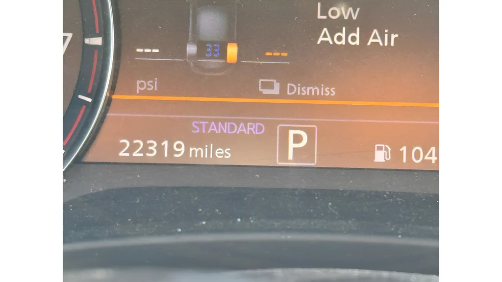 Used 2022 Gray INFINITI LUXE image 12