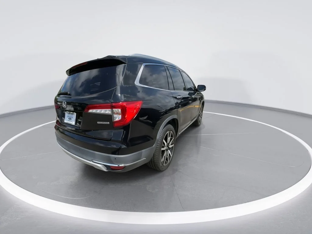 Used 2020  Honda Touring image 8