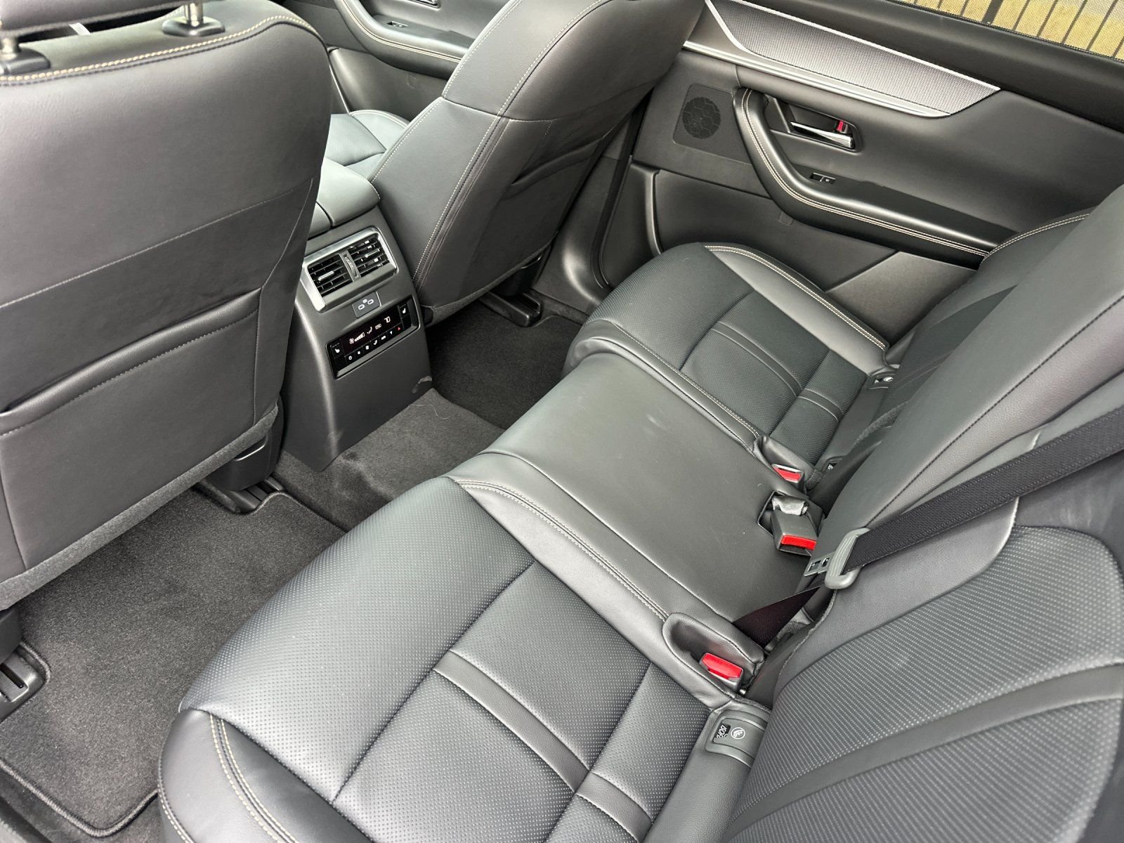 2026 Mazda CX-90 Premium Package - Photo 11