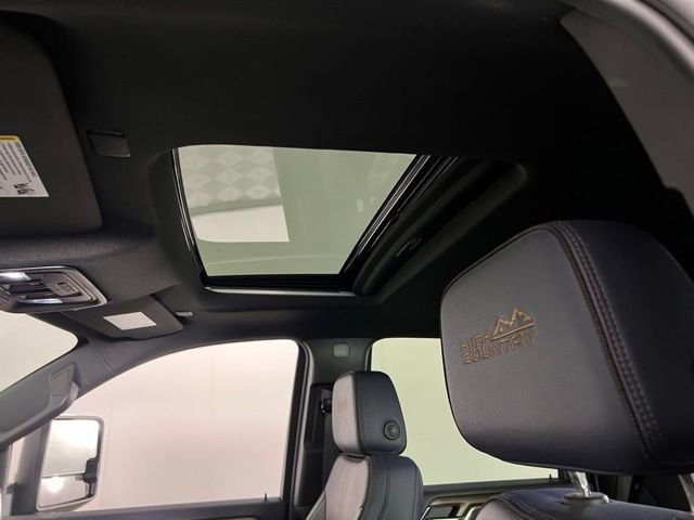 2024 Chevrolet Silverado 3500HD High Country - Photo 22
