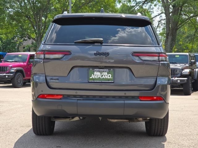 Used 2024 Baltic Gray Metallic Clearcoat Jeep Altitude X image 28