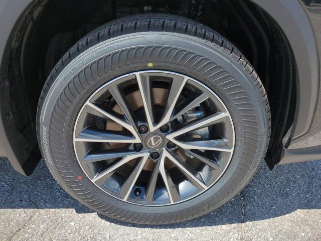 2026 Lexus NX 450h+ Premium - Photo 11
