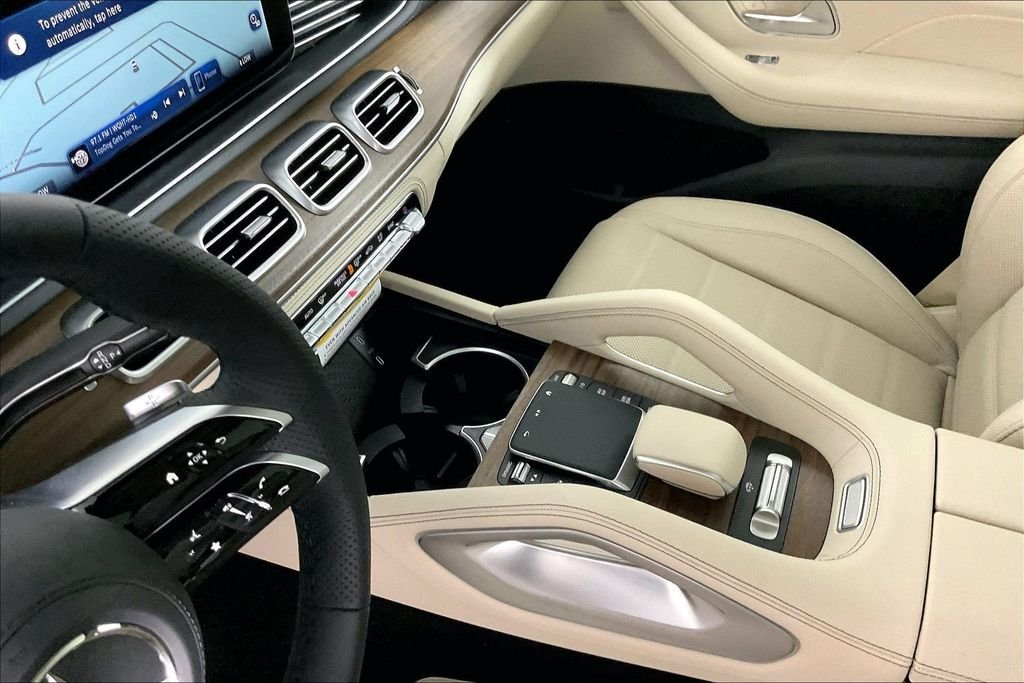 New 2026 Black Mercedes-Benz GLS 450 image 8