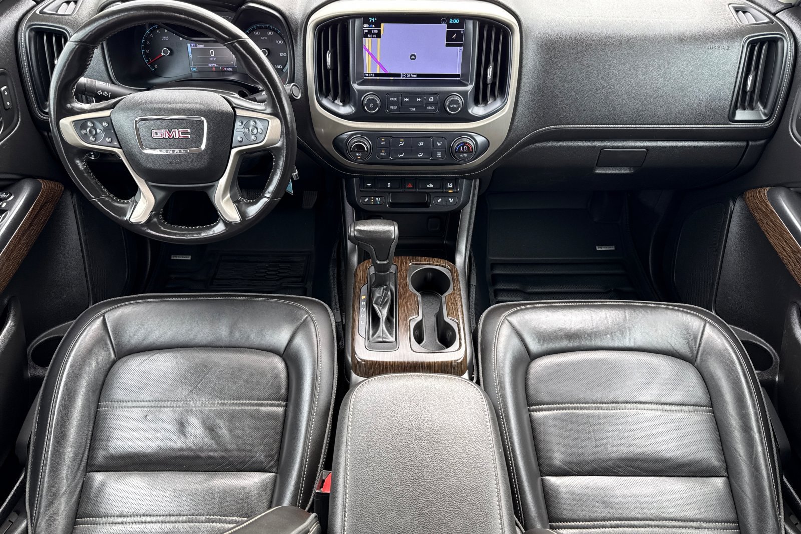 Used 2018 White GMC Denali image 13