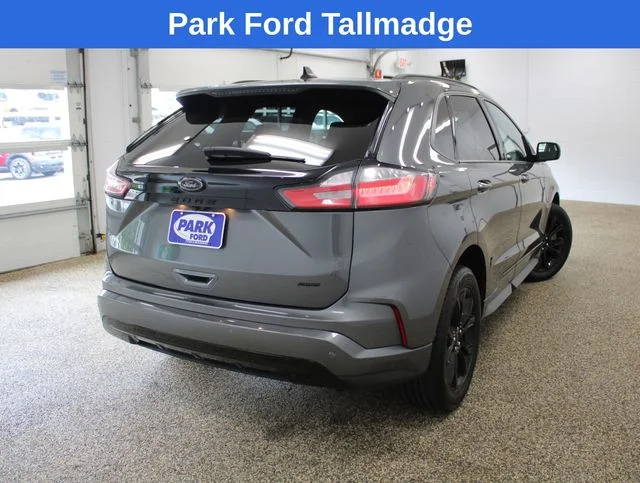 Used 2022 Gray Metallic Ford SE image 6