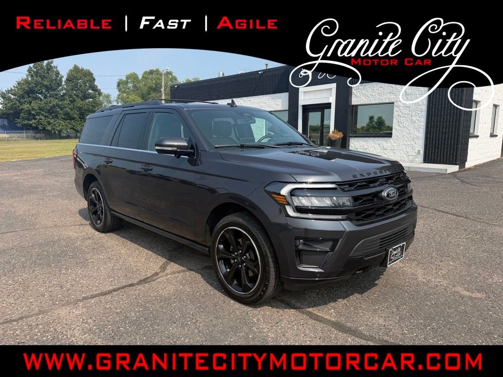 Used 2023  Ford Limited image 1