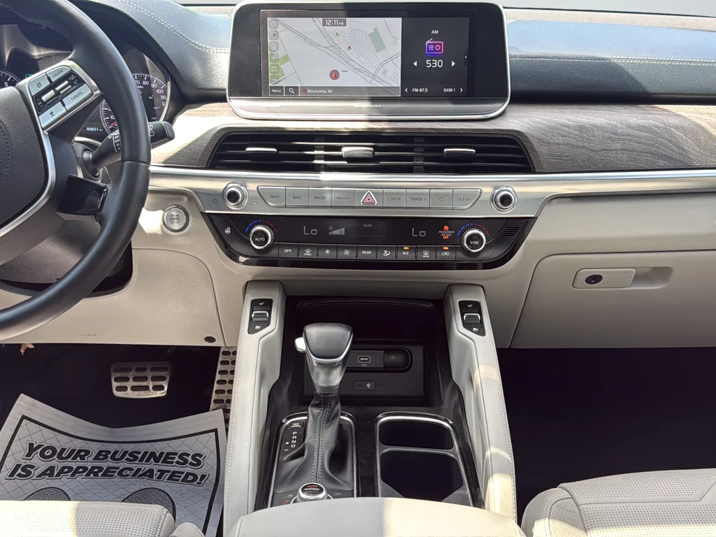 Used 2021 Black Kia SX image 33