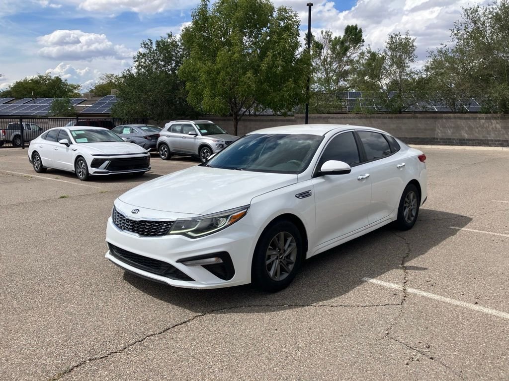 Used 2019 White Kia LX image 1